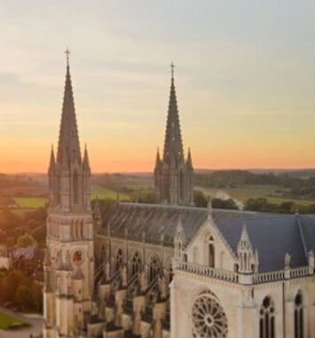 Démonstration : découverte du chantier et ateliers avec les artisans intervenant sur la restauration de la basilique