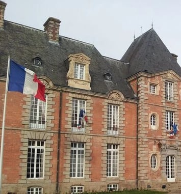 Visite guidée de l'Hôtel de Guise et de son parc, siège de la préfecture de l'Orne