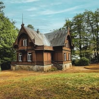 Visite guidée : le chalet suédois, pépite de l'Exposition universelle de 1889